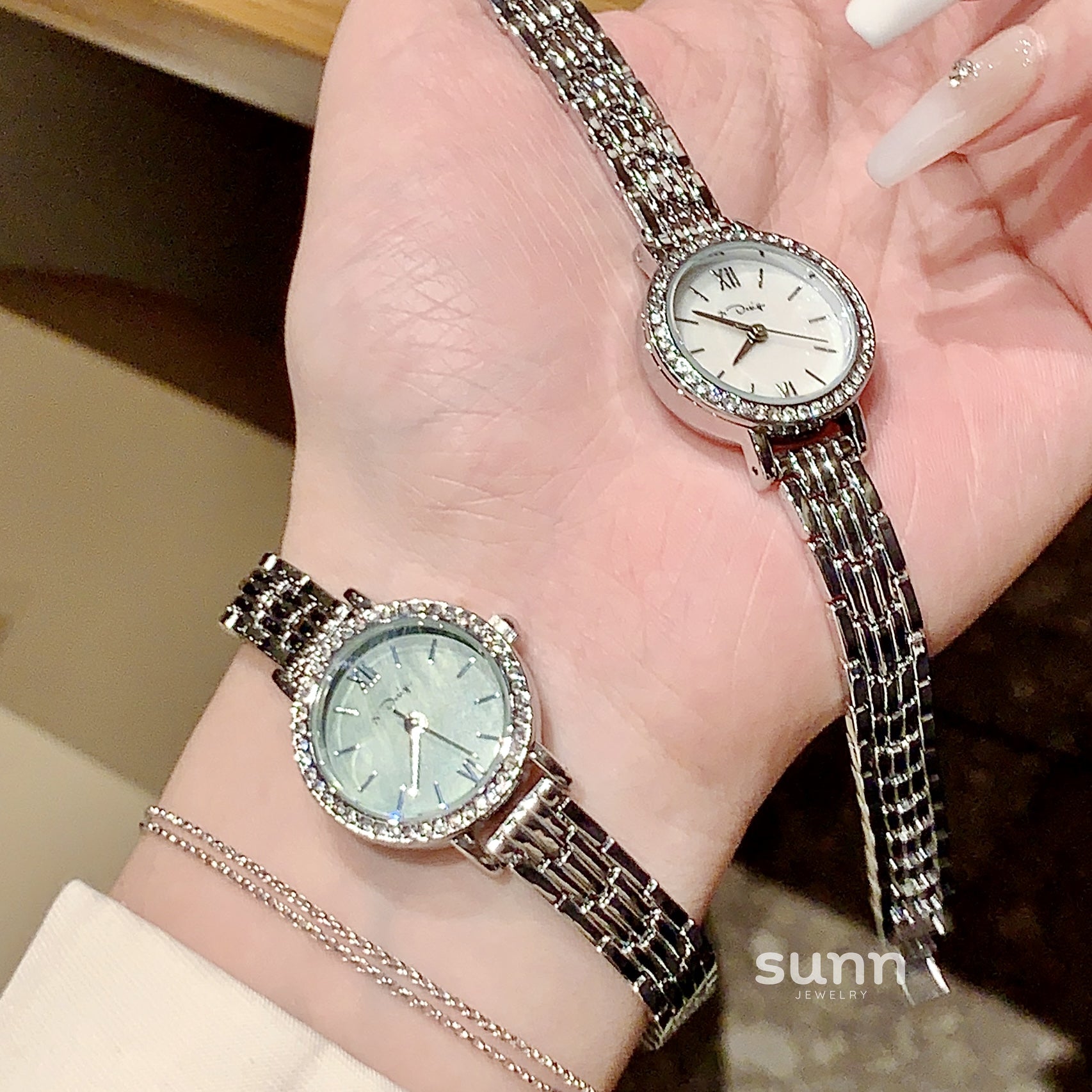 Graciella Mother-Of-Pearl Bracelet Watch [LIDWJNCD]