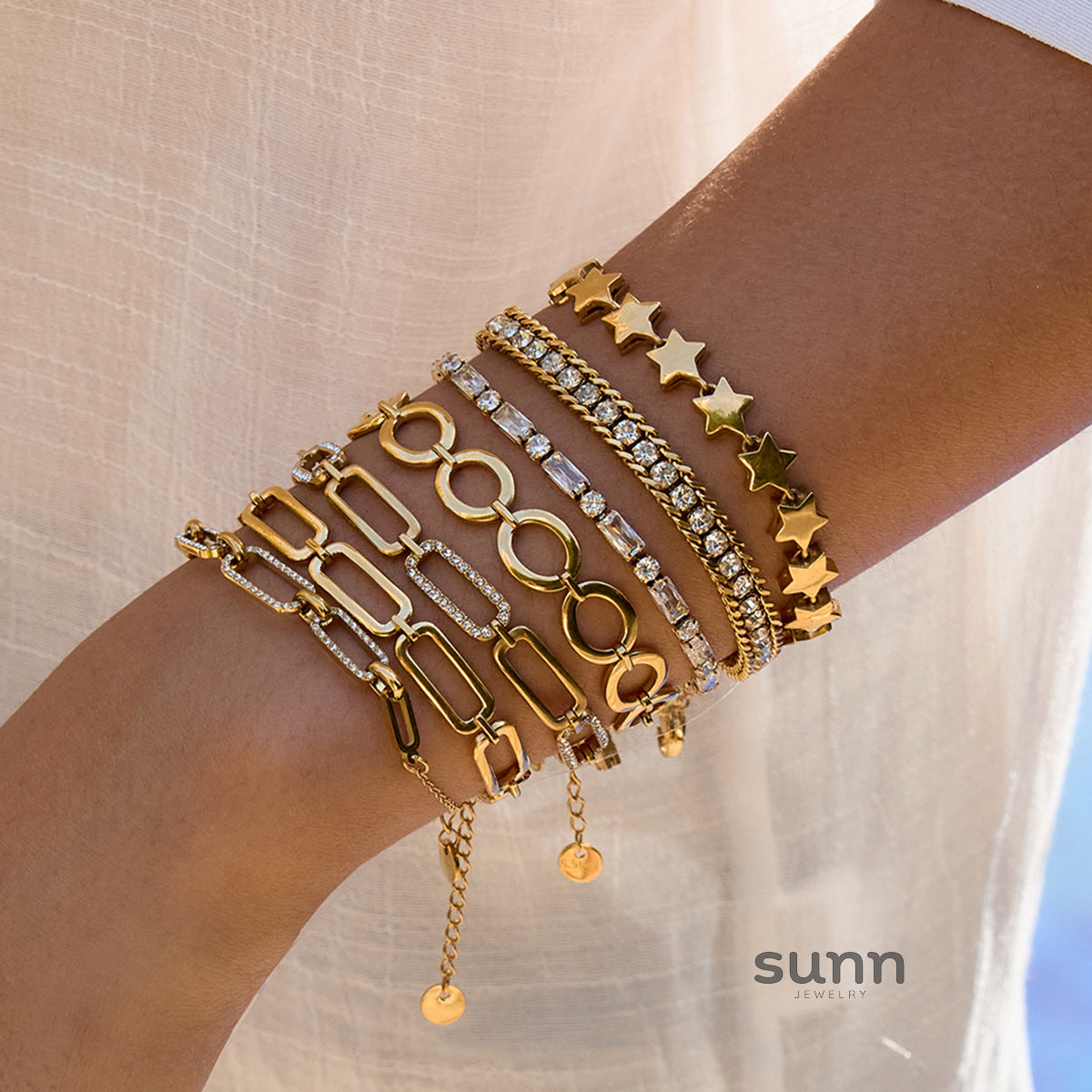 Graycen Stacked Star Bracelets [E7A9QA78]
