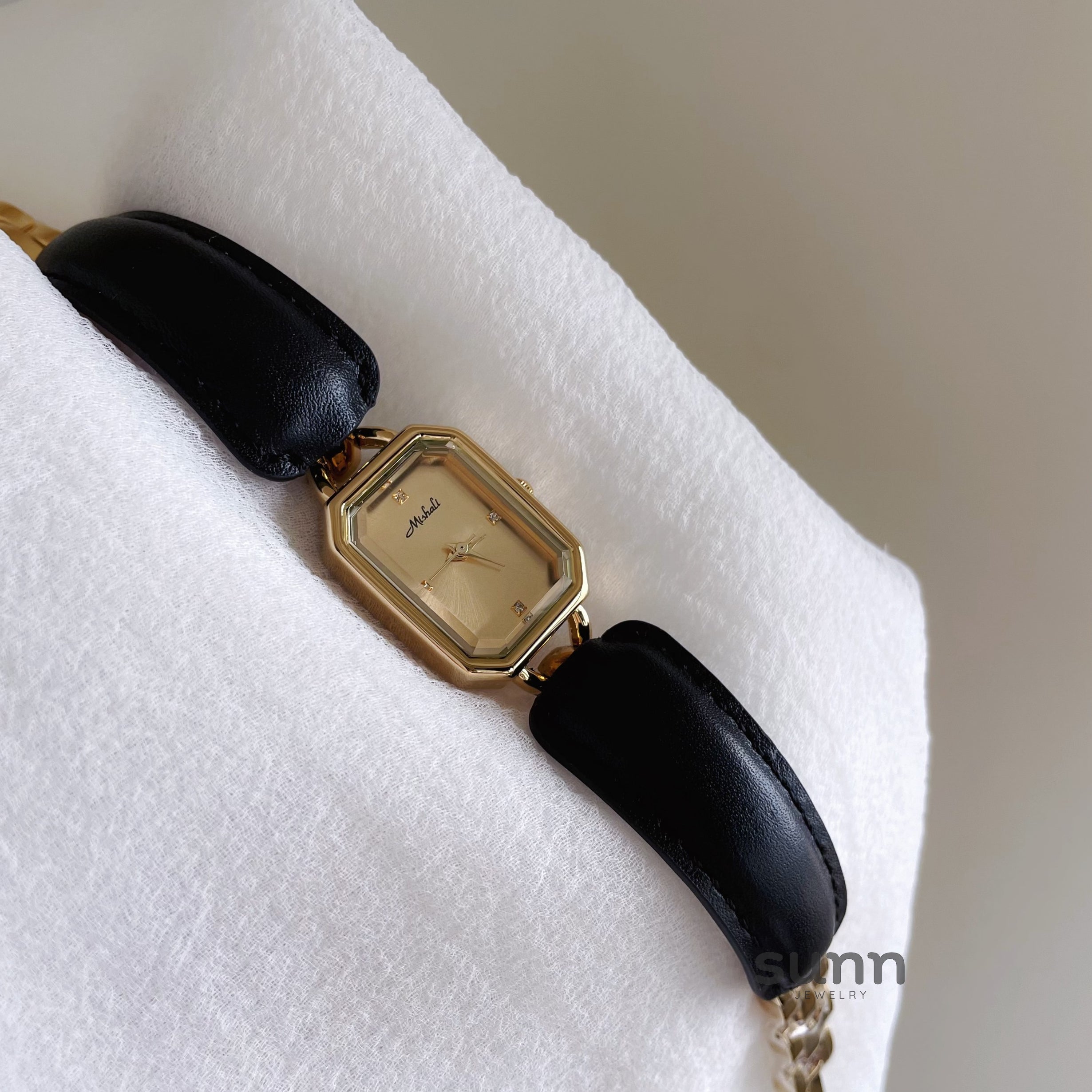Guadalupe Retro Square Watch [7MSDAYK1]