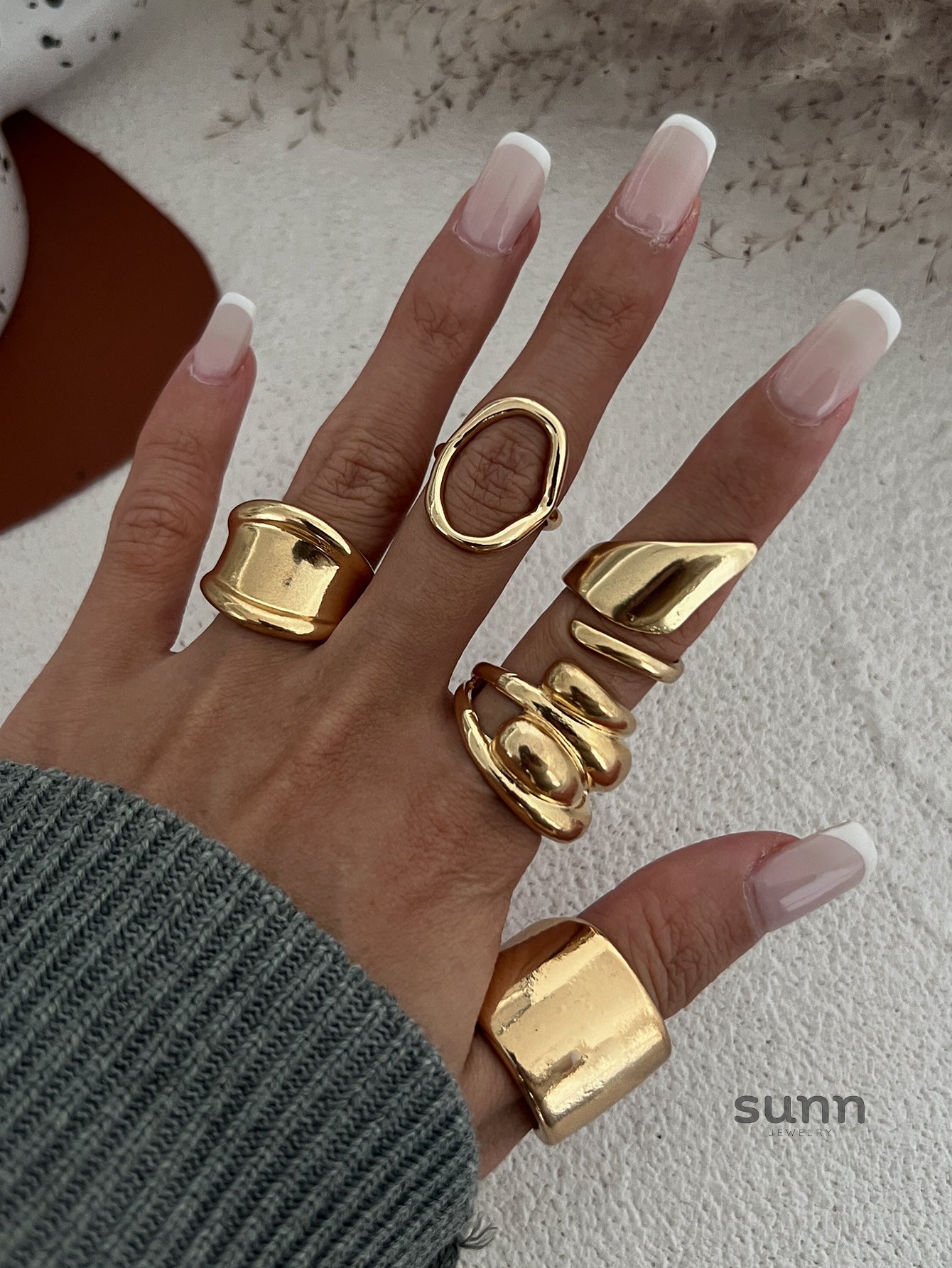 Gwen Irregular Ring Bracelet Set [JRBTWV6F]