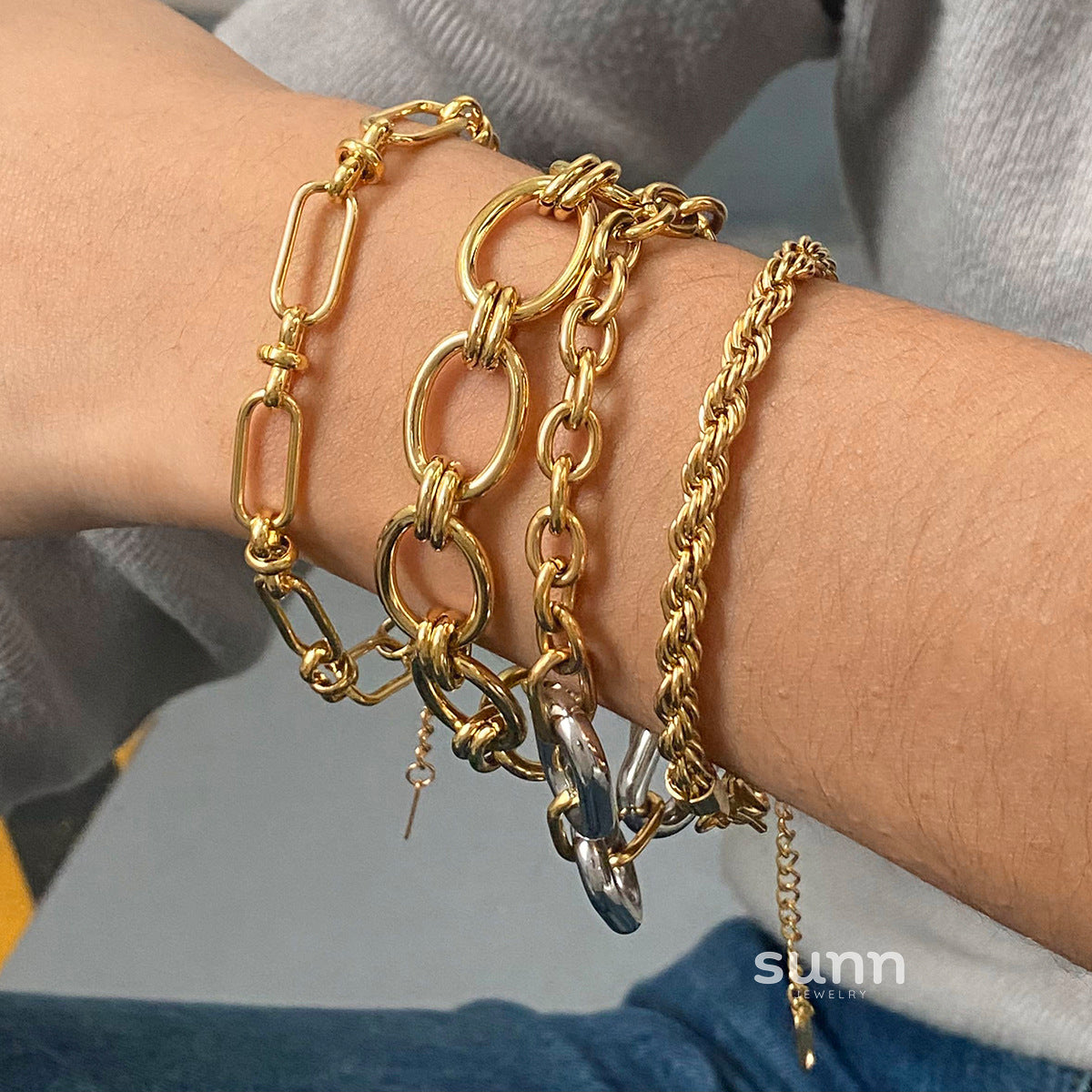 Gwendolynn Cuban Chain Bracelet [J88B2E5F]