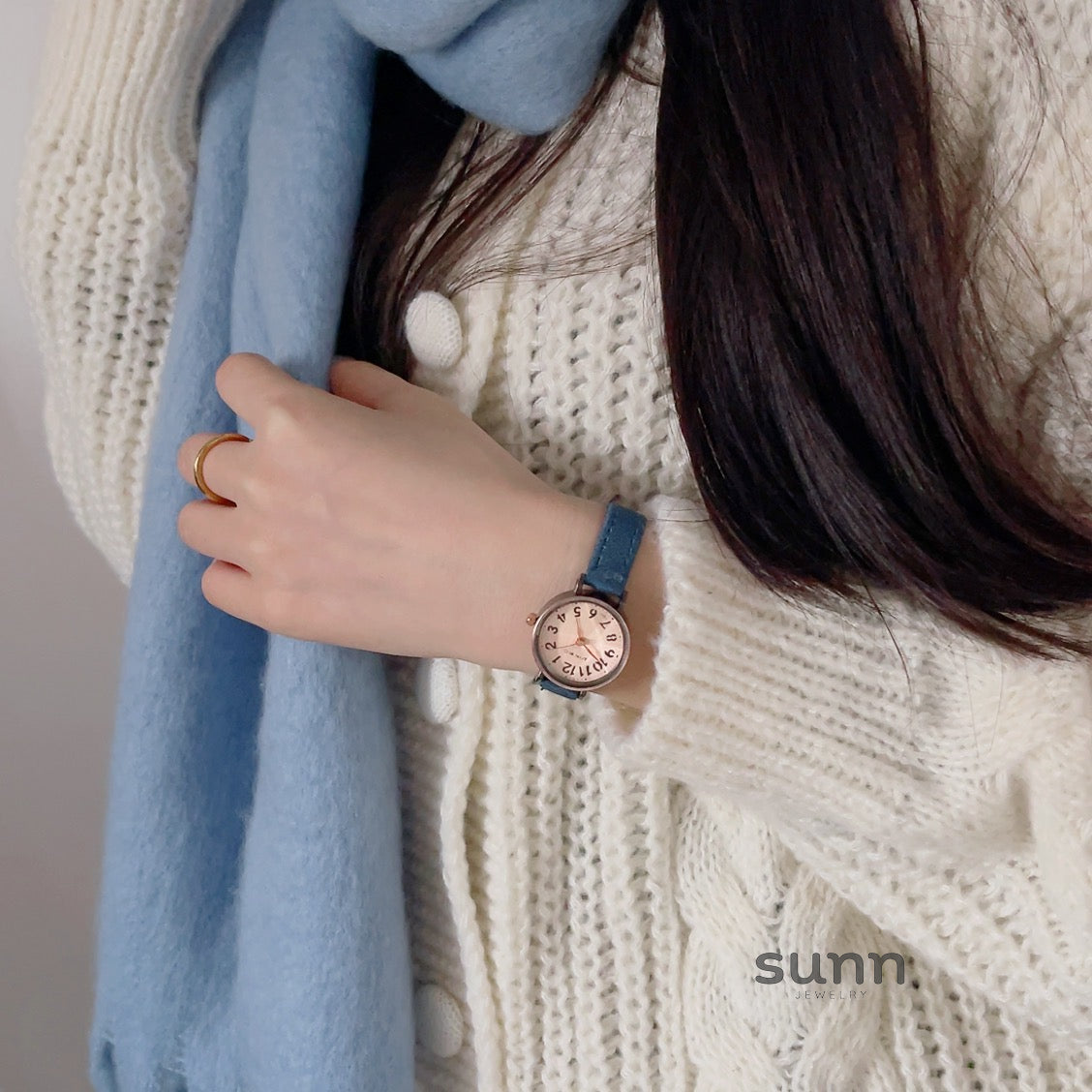 Gwendolynn Elegant Retro Watch [ZFZV22U2]