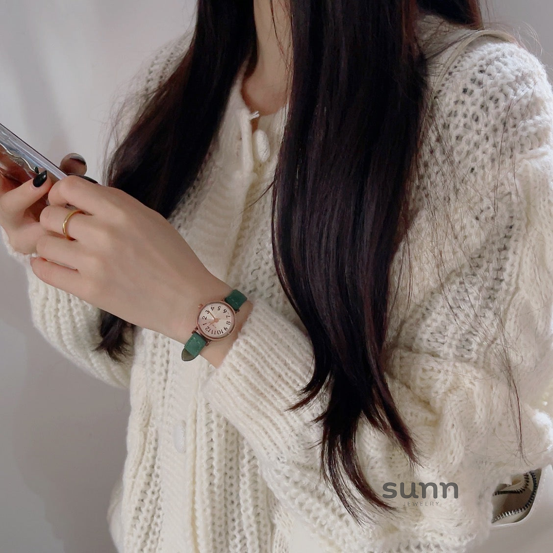 Gwendolynn Elegant Retro Watch [J3Y8U4T7]