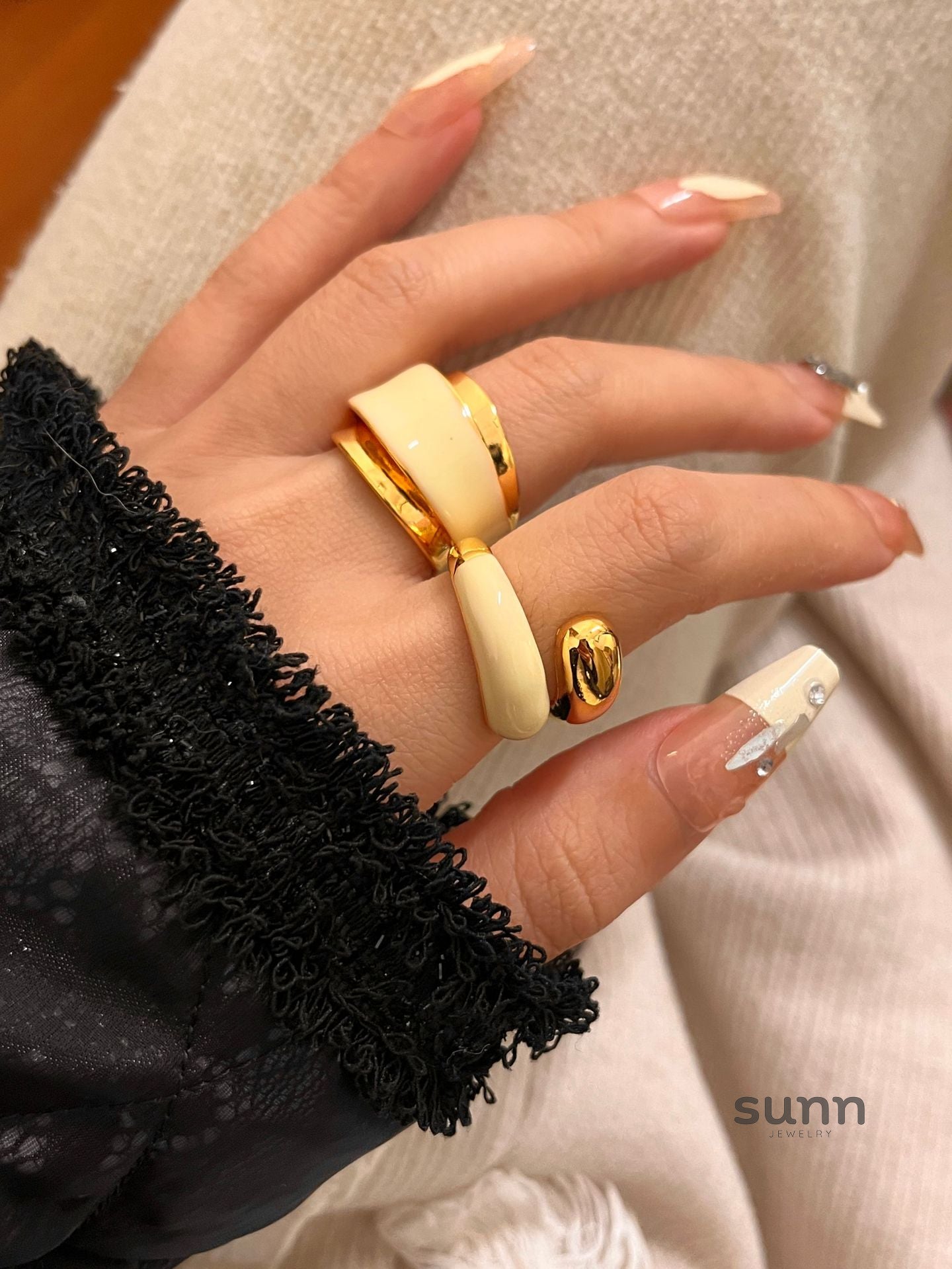 Gwyneth Maillard Enamel Ring [LTAIITGN]