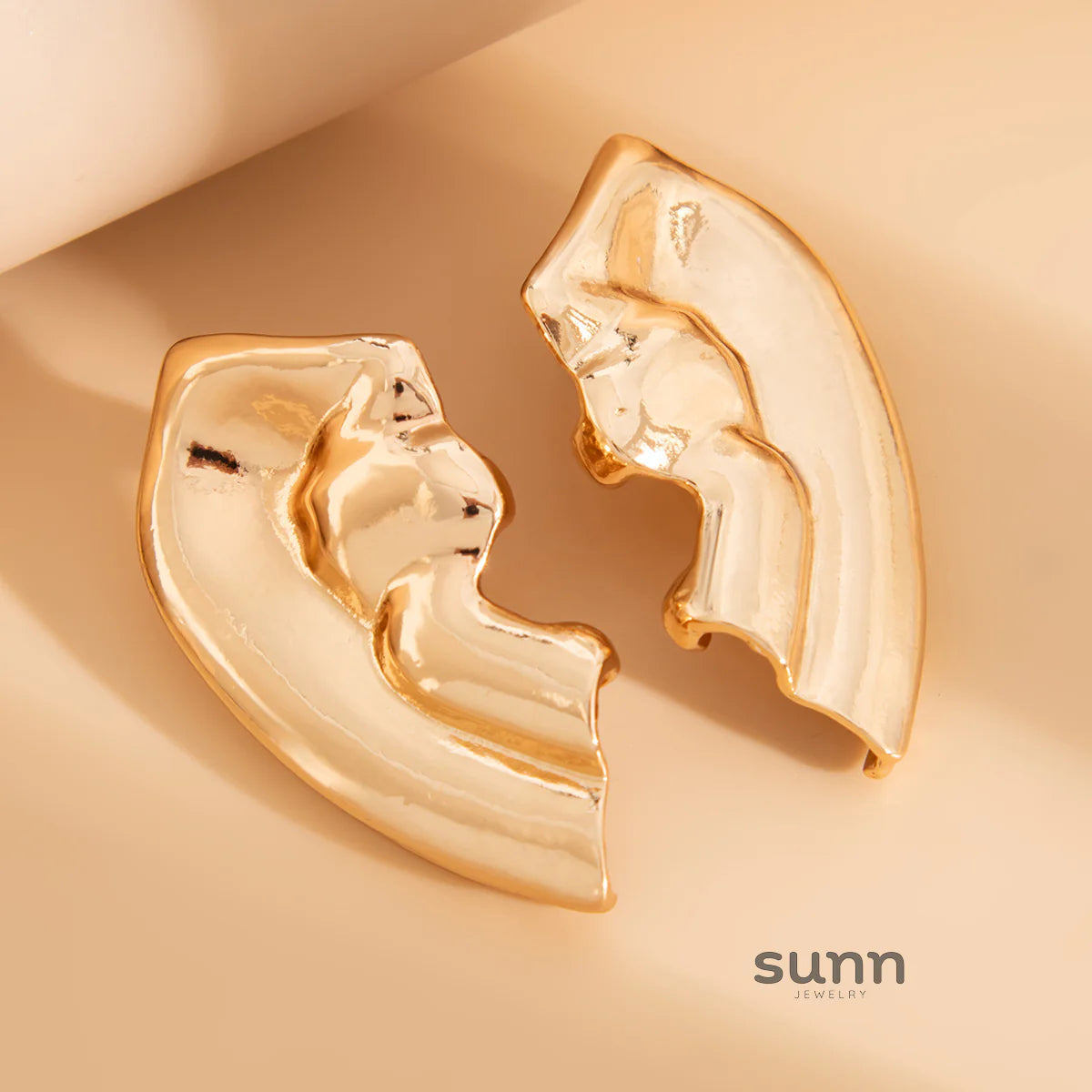 Habiba Geometric Stud Earrings