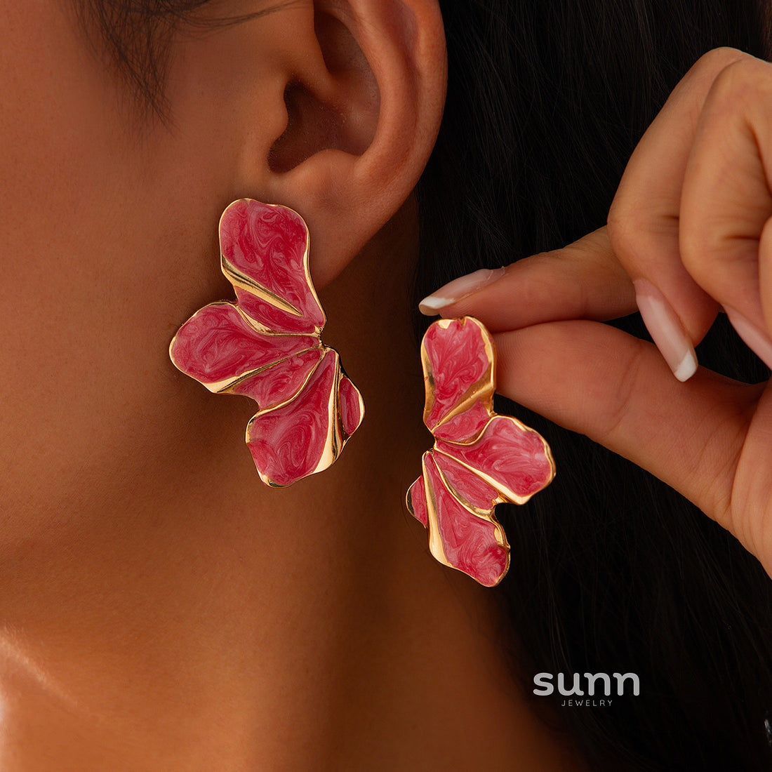 Hadasa Gradient Petal Drop Earrings [CBIARX81]