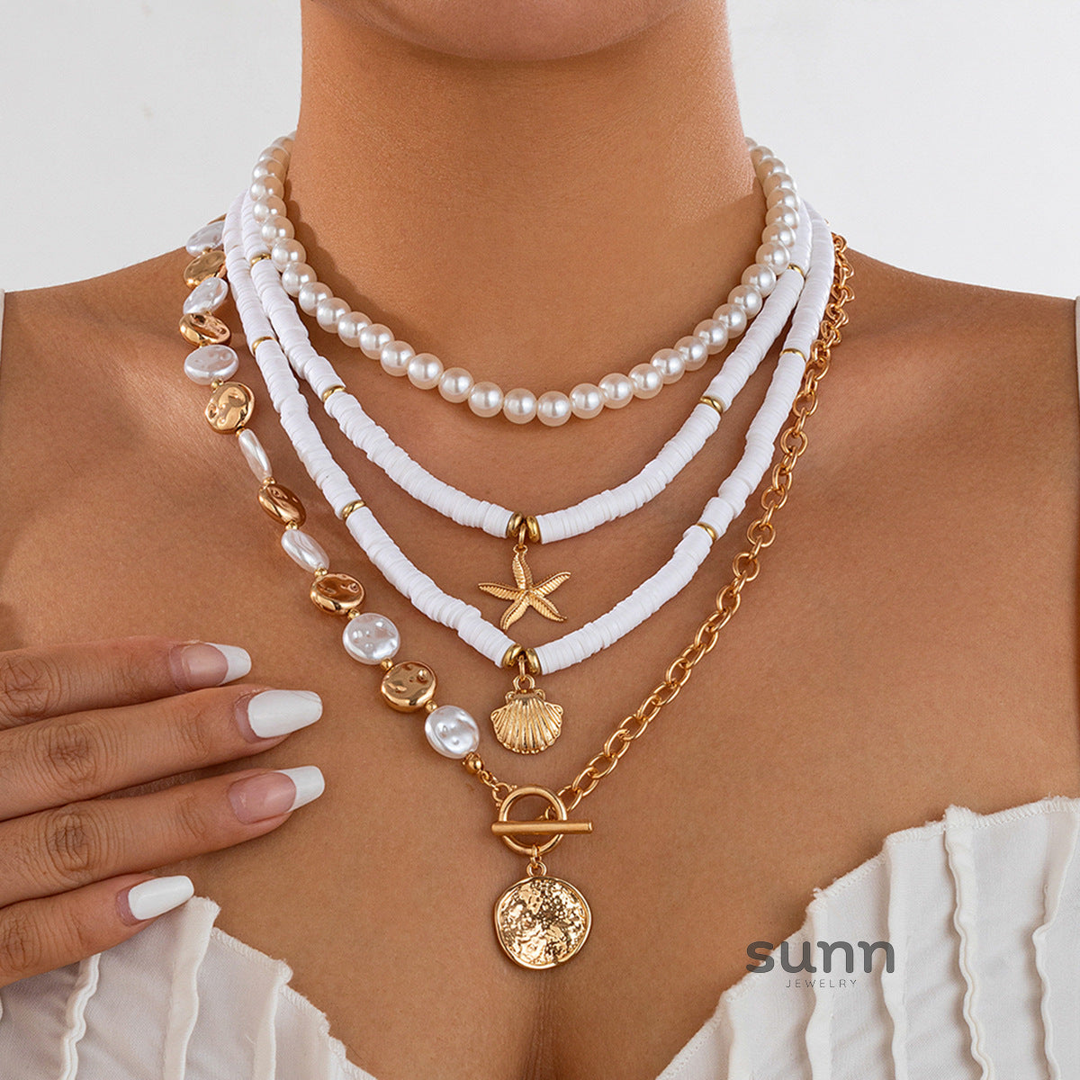Hadley Layered Pearl Starfish Necklace [LJE4ROHU]