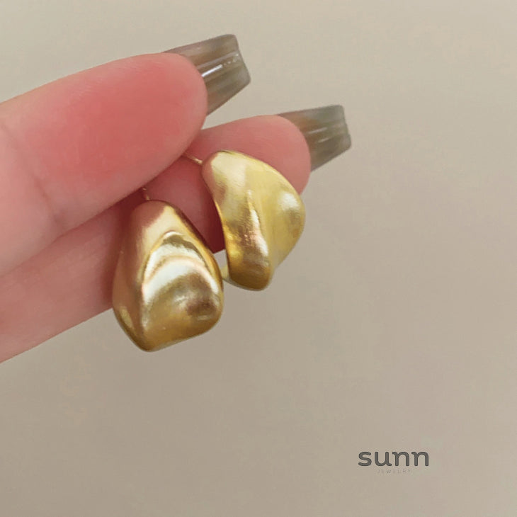 Haily Brushed Geometric Earrings [U3YA9JKI]