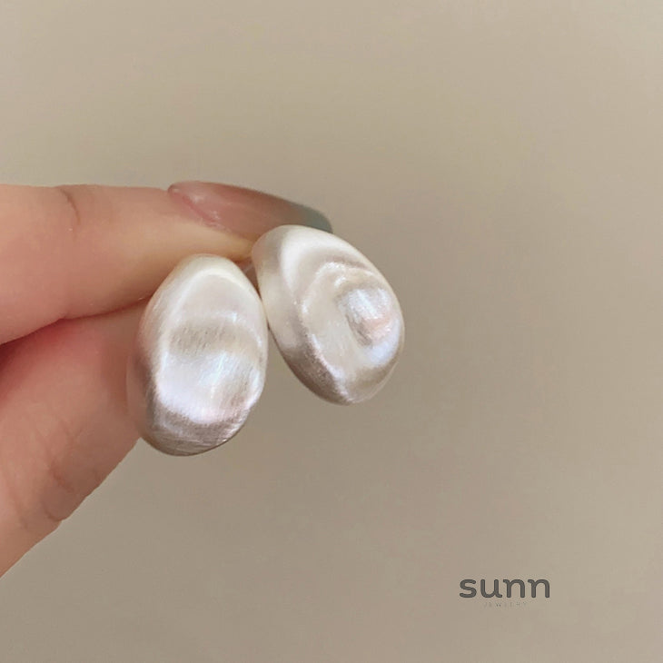 Haily Brushed Geometric Earrings [YSMG38E8]