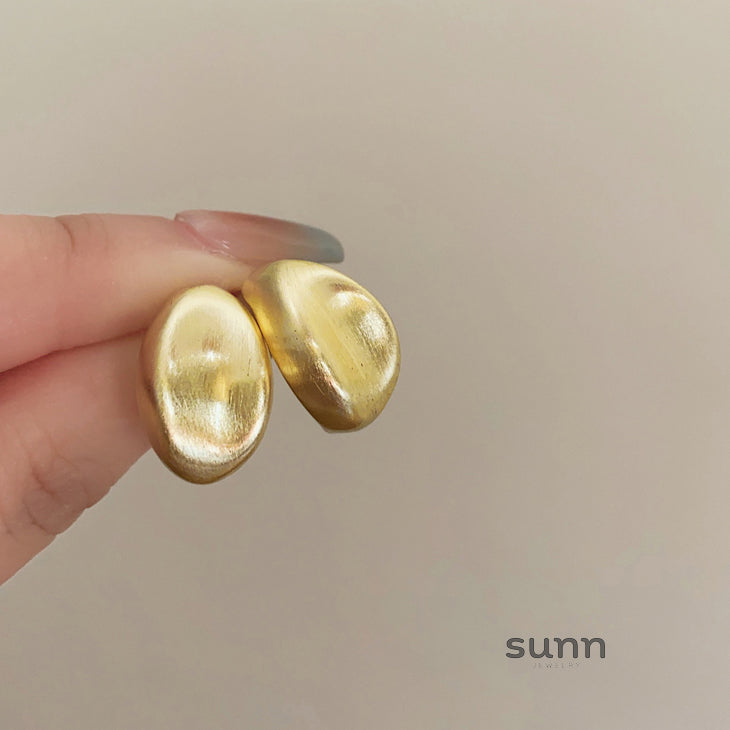 Haily Brushed Geometric Earrings [5YJU8F1Z]