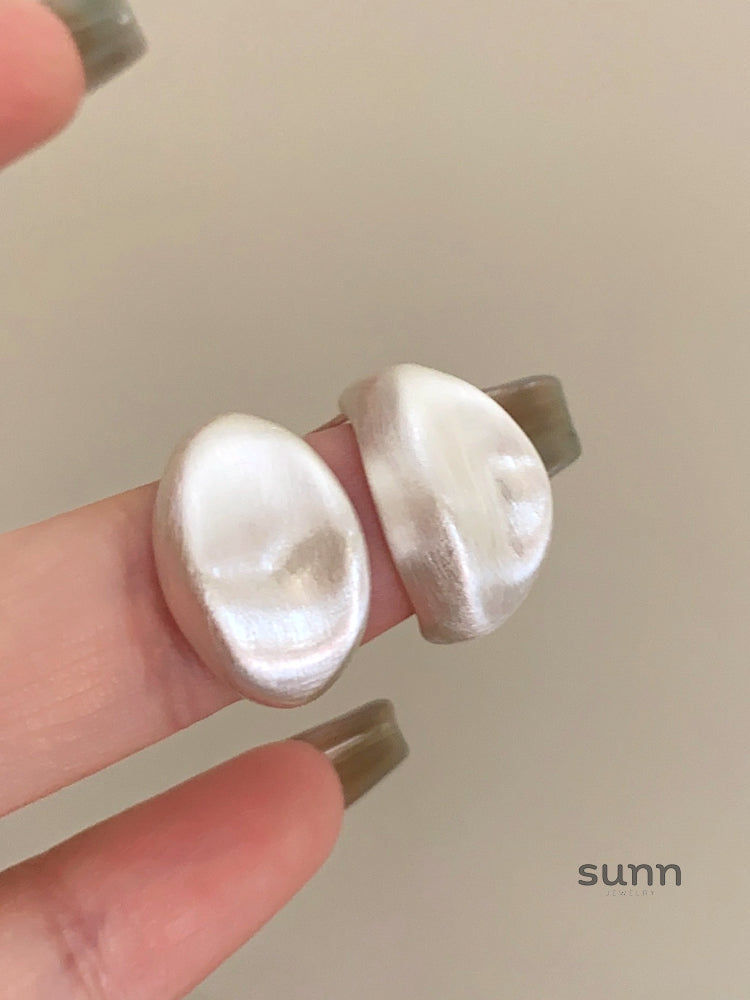 Haily Brushed Geometric Earrings [NP9TWQ83]
