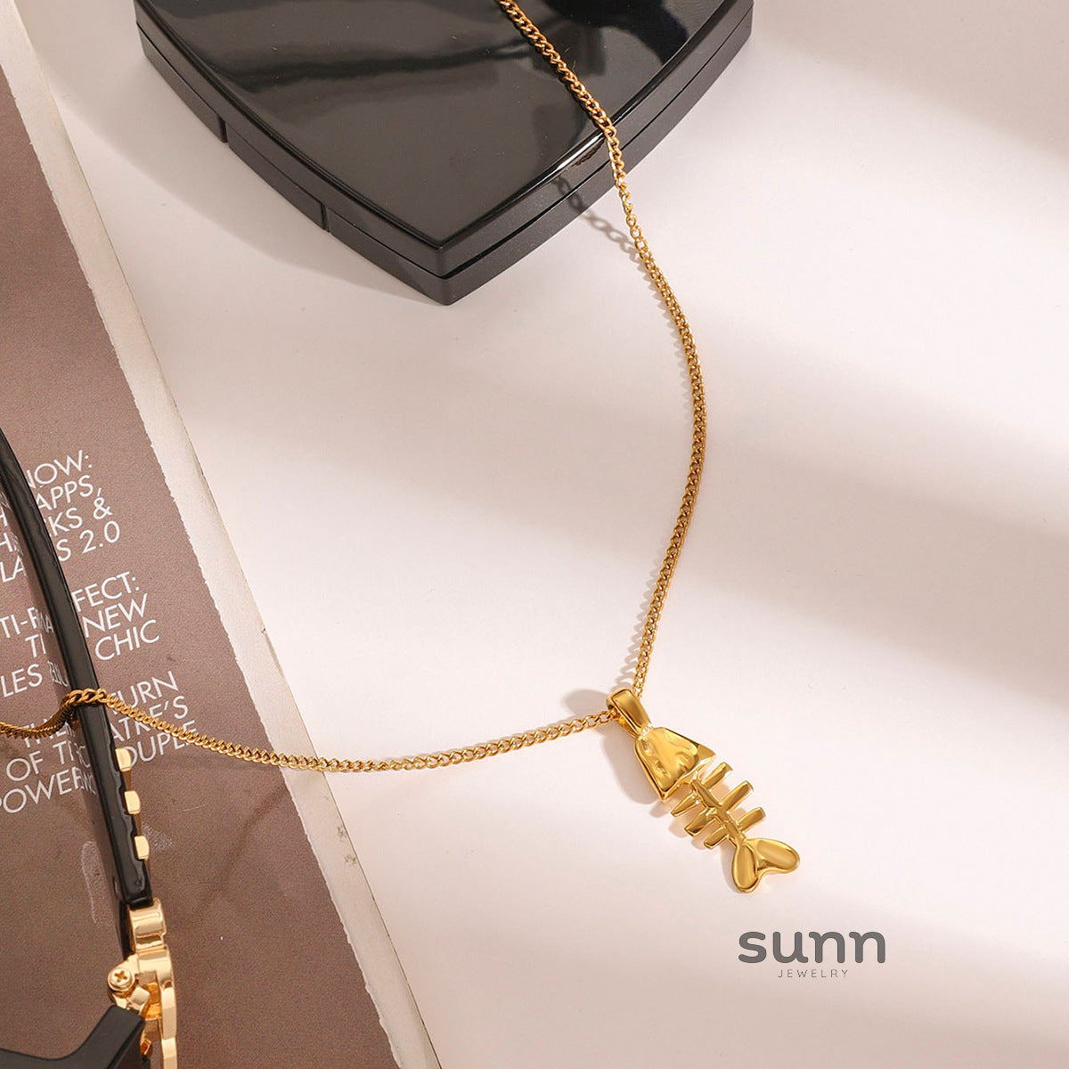 Haily Fishbone Pendant Necklace [KWWVVQTM]