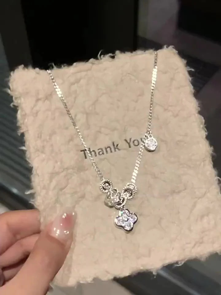 Haivyn Sparkle Clover Necklace