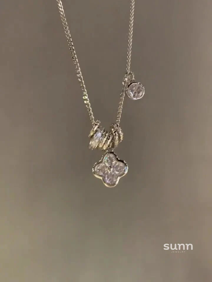 Haivyn Sparkle Clover Necklace