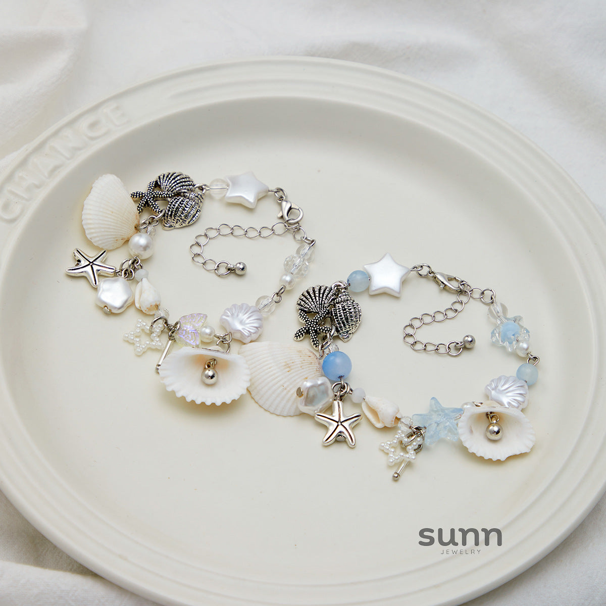 Hajra Dainty Shell Charm Bracelet [VWU4O3T0]