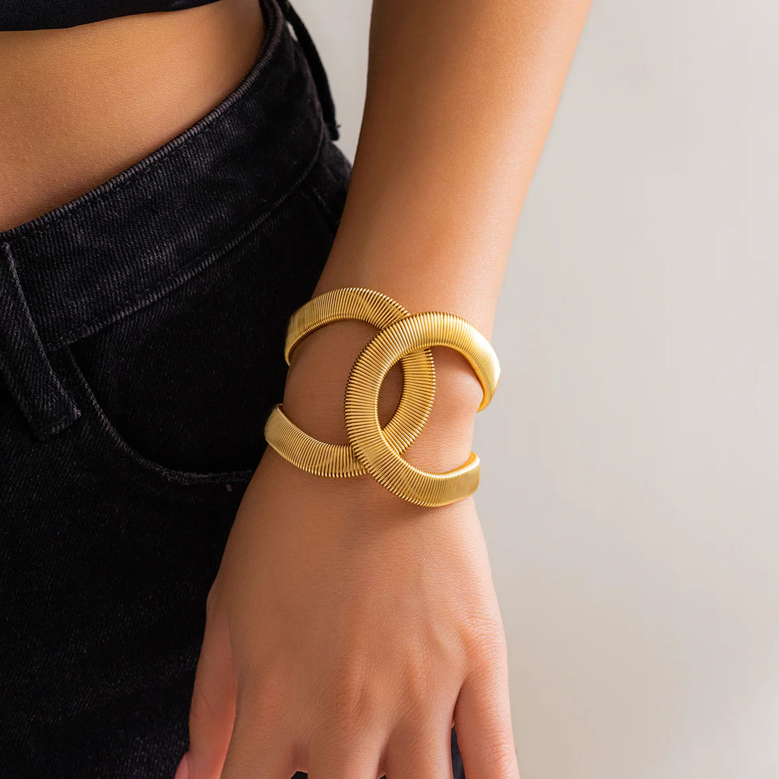 Hajra Striped Spring Bangle