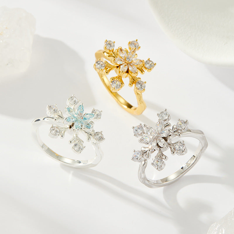 Haley Rotating Snowflake Ring [B1UT1QK3]