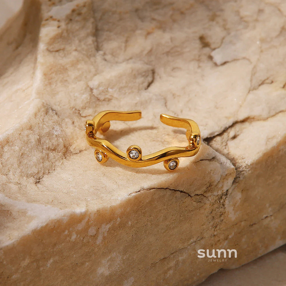 Halleigh Gold Leaf Stone Ring