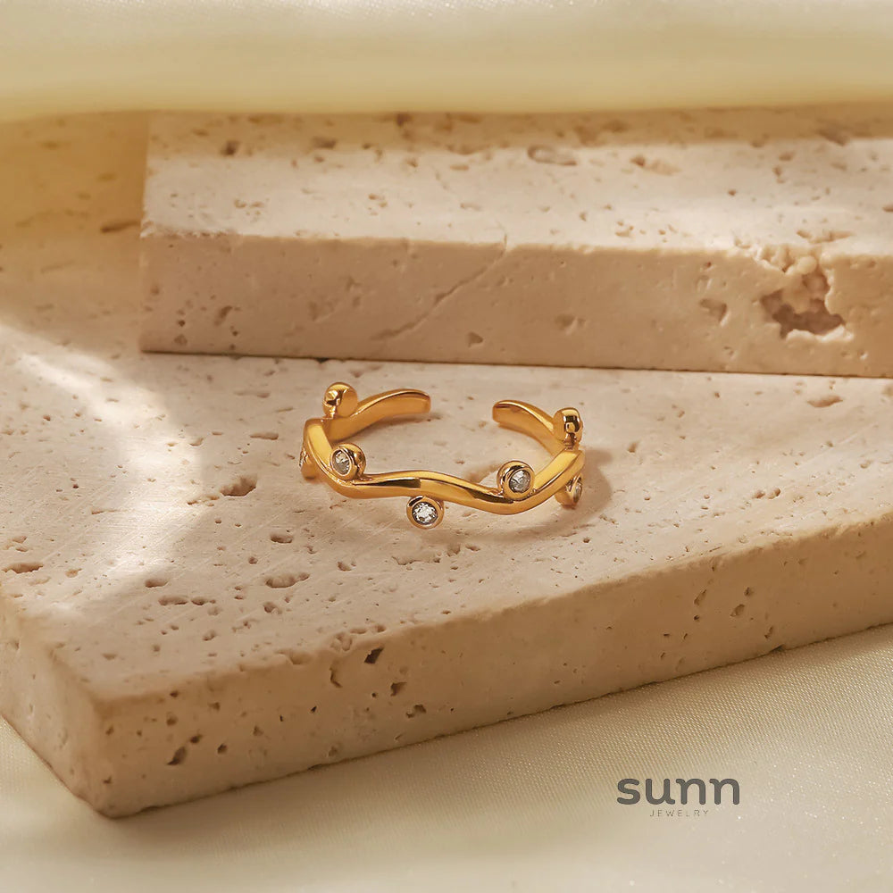 Halleigh Gold Leaf Stone Ring