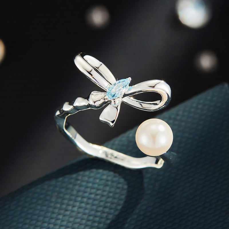 Hallie Delicate Bow Ring [3VQYAE2T]