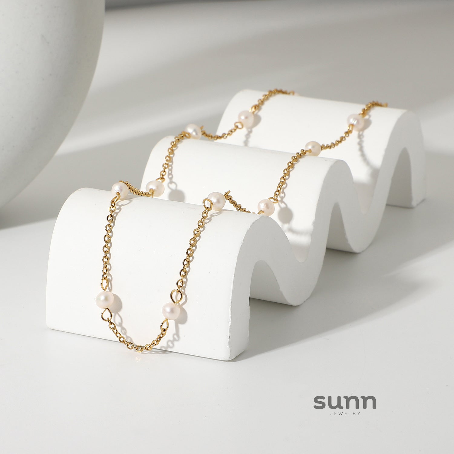 Harbor Layered Pearl Necklace [6PY0EXEC]