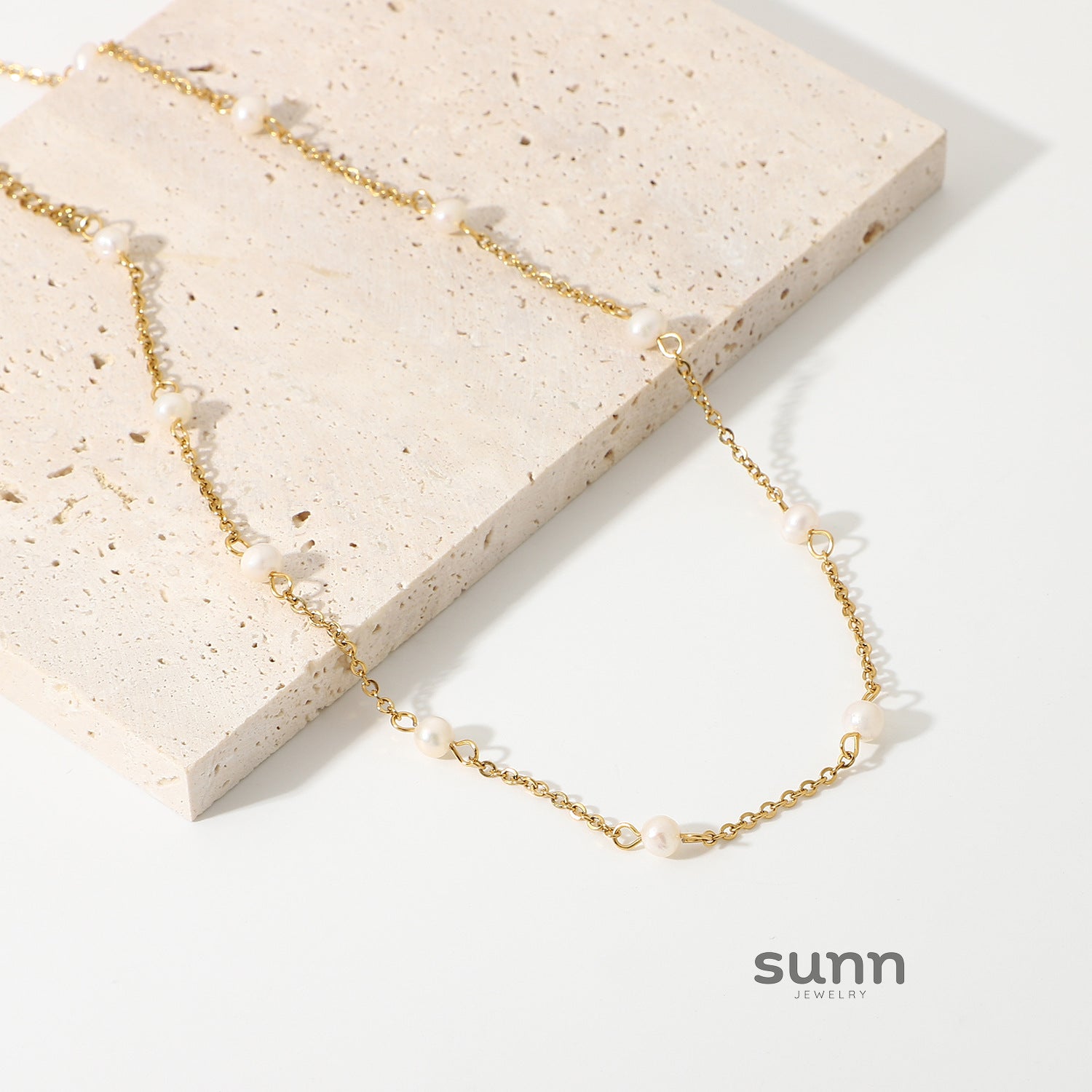 Harbor Layered Pearl Necklace [D3MWDA16]