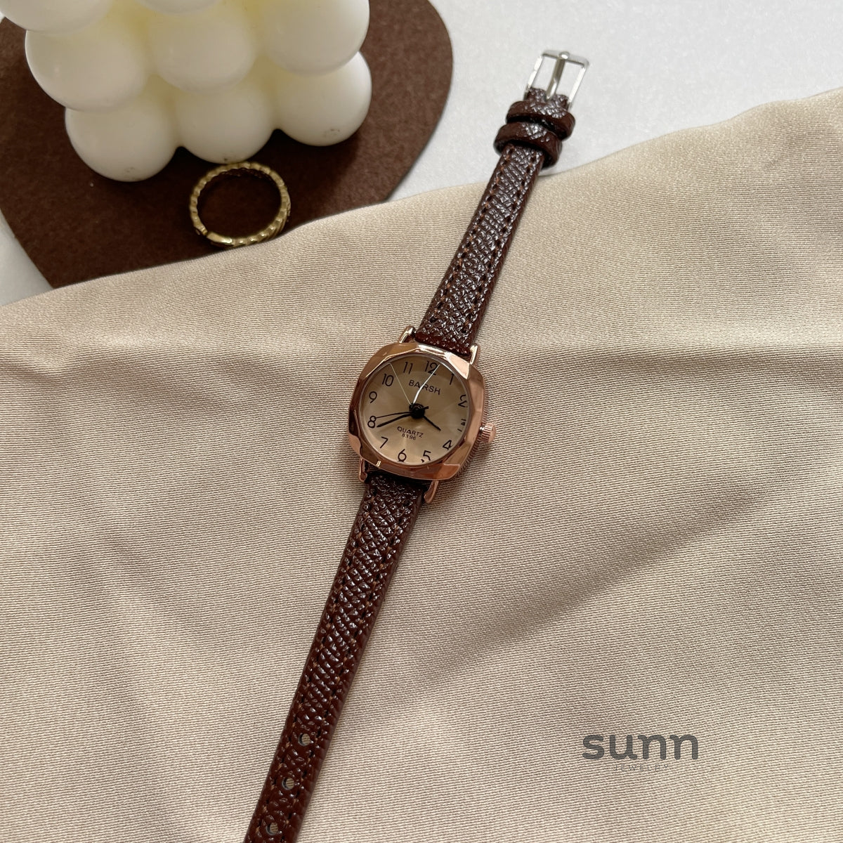 Hareem Sleek Square Watch [FFDCZUD1]