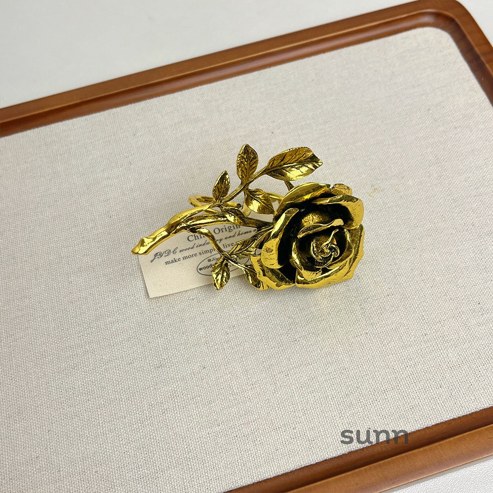Harini Statement Rose Ring [W8DL4X1B]