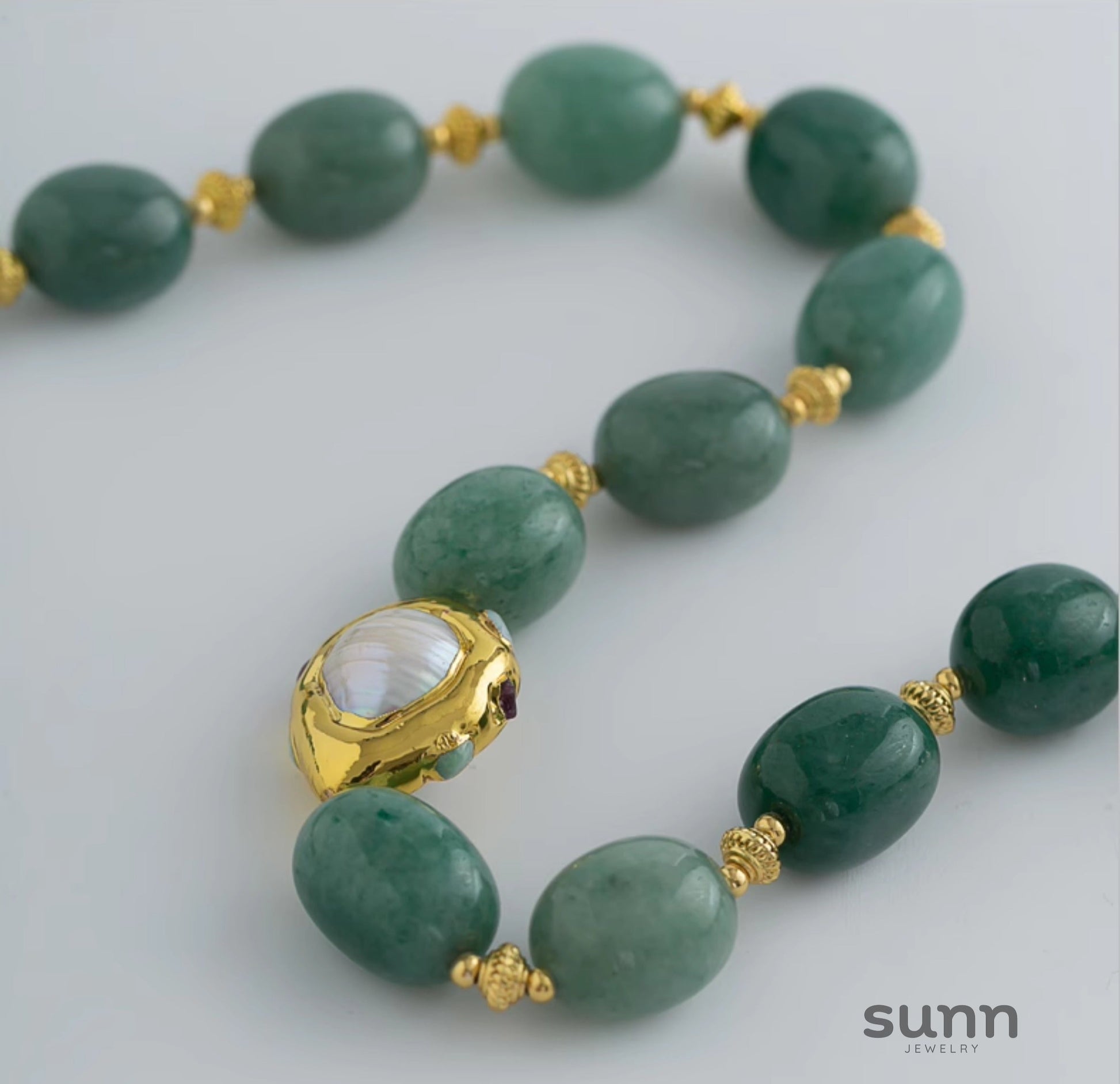 Harlan Aventurine Beaded Necklace [H6J6QKYA]