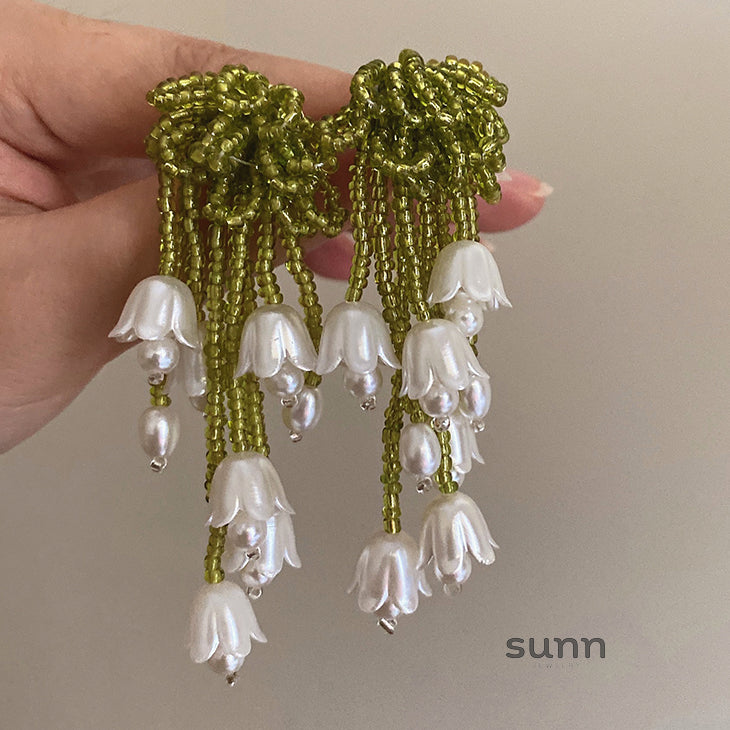 Harlan Floral Tassel Earrings [37AHNA38]