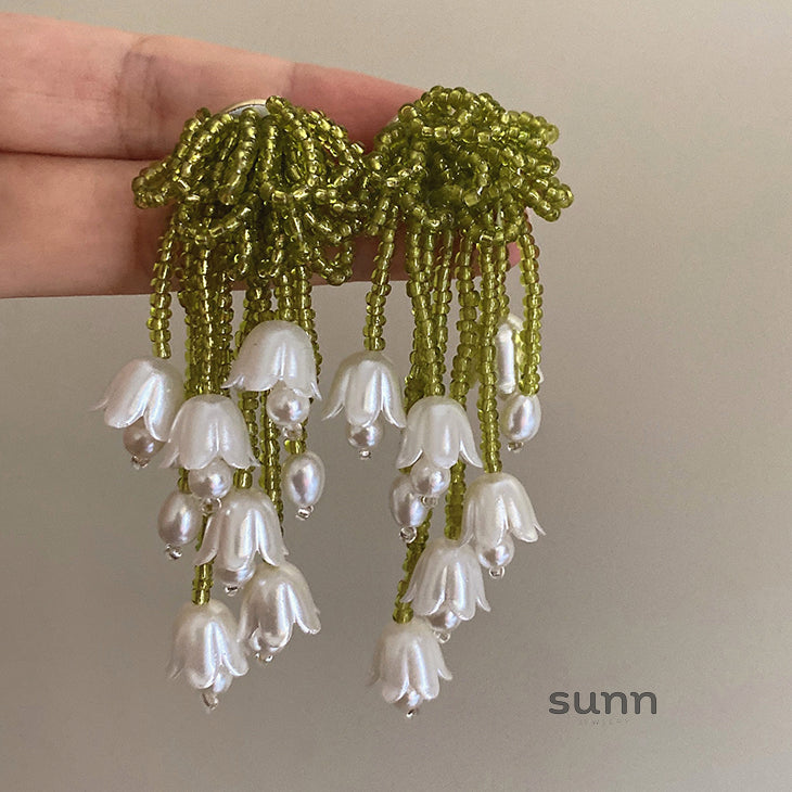 Harlan Floral Tassel Earrings [N2TTV9SJ]