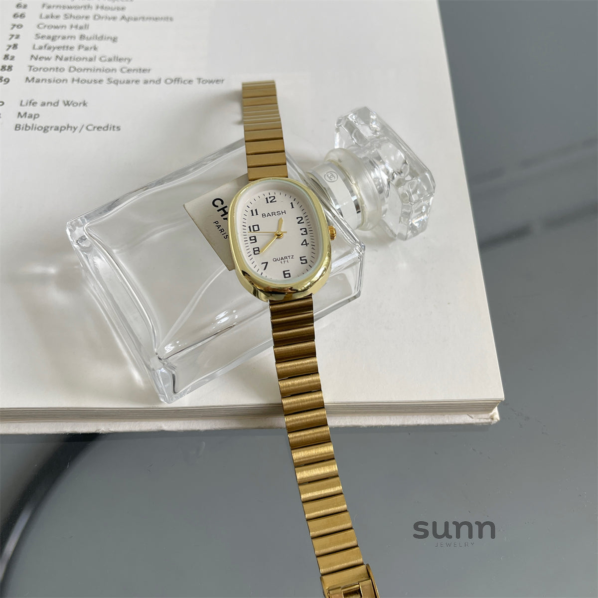 Harlan Retro Oval Watch [1ZMMB36K]