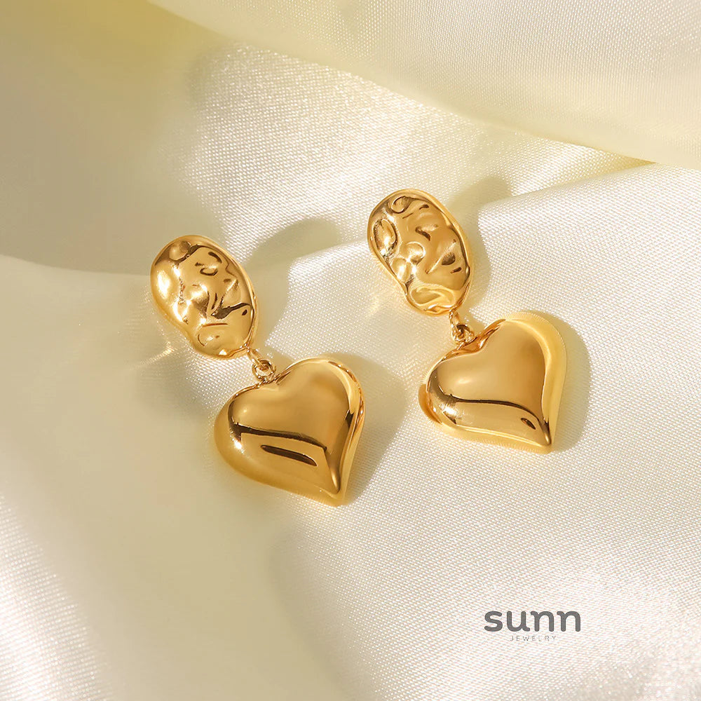 Harlei Gold Irregular Heart Earrings