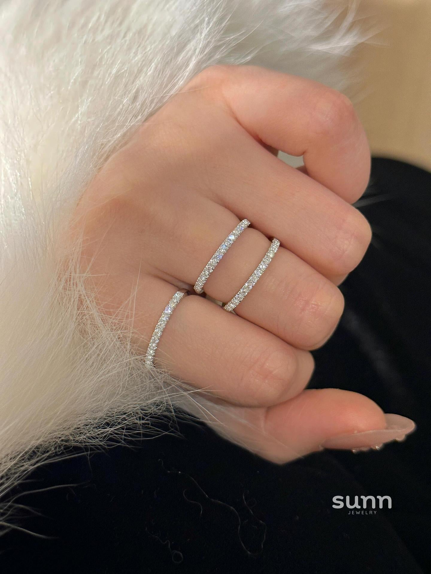 Harlem Dainty Pave Band Ring [BCVB0MNL]