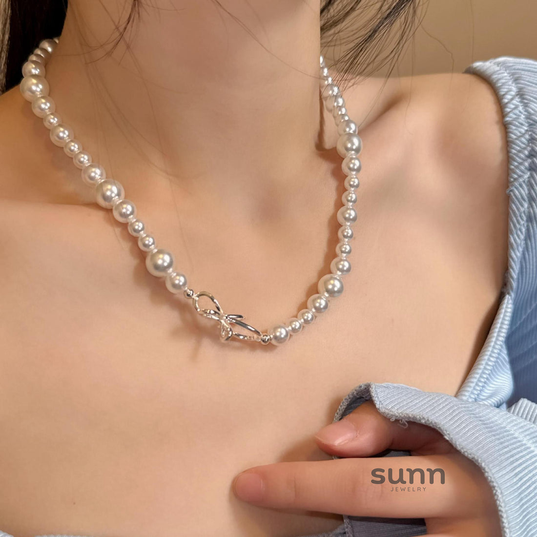Harlo Pearl Bow Necklace [1VXWWDFN]