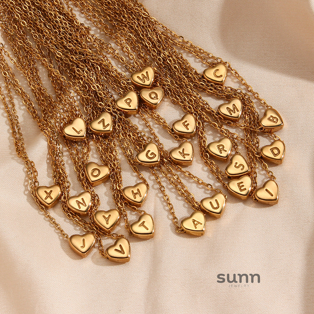 Harmonii Dainty Heart Initial Necklace [J48G9WIA]