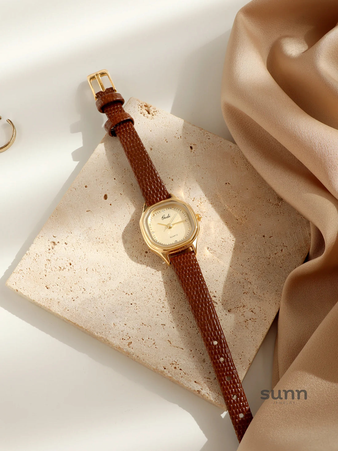 Harmonii Petite Leather Watch