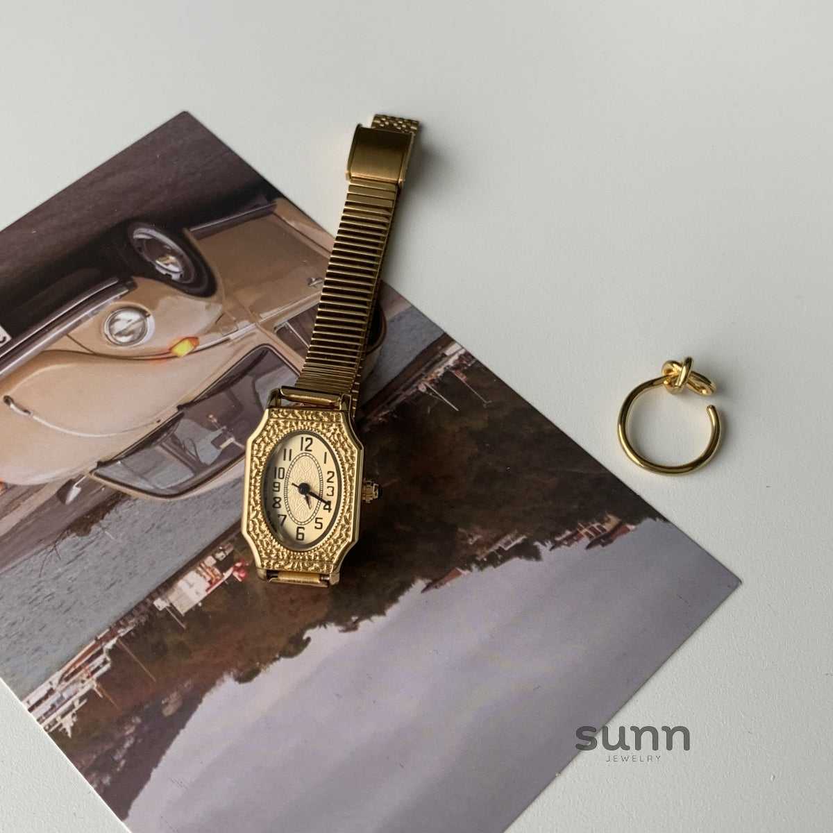 Harmony Carved Barrel Watch [1DE81K25]