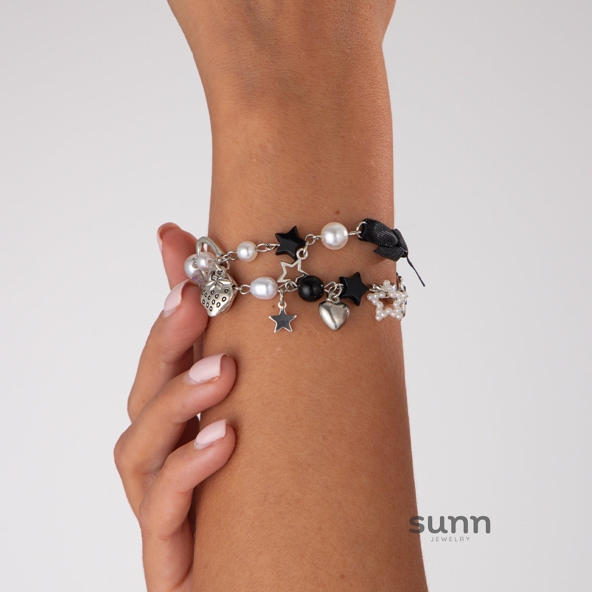 Havyn Stacked Charm Bracelets [PSLPWM5V]