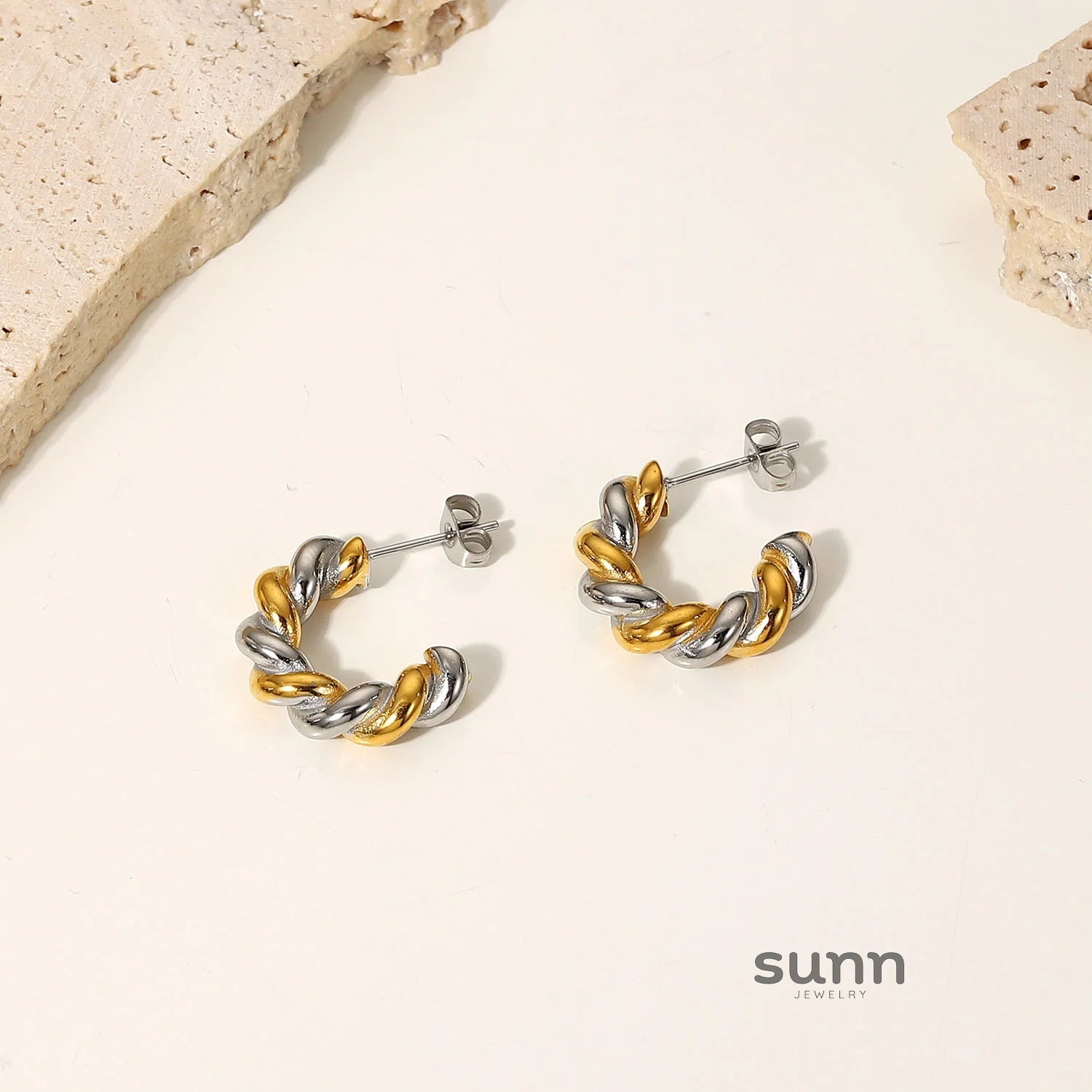 Havyn Twisted Link Earrings