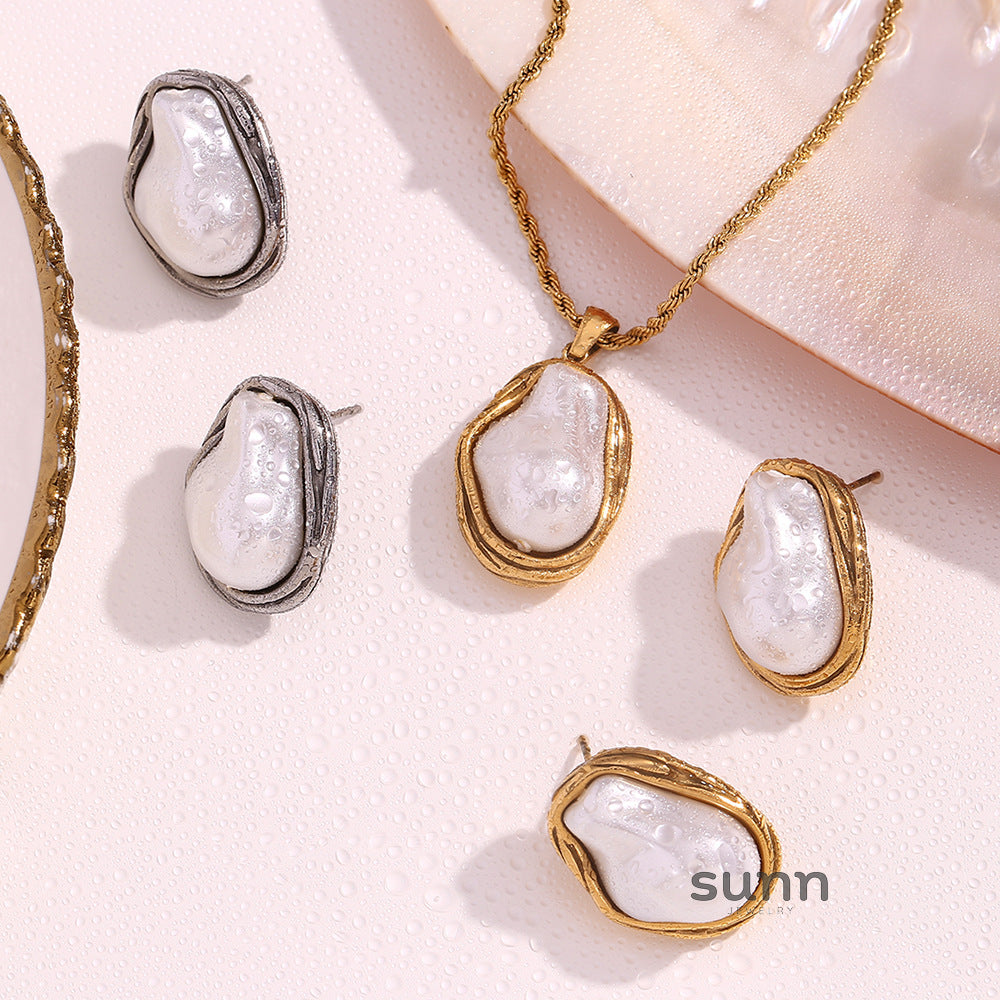 Hawa Baroque Pearl Necklace & Earrings [QUGIG0NH]