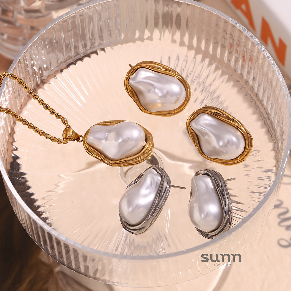 Hawa Baroque Pearl Necklace & Earrings [AI8RDSAY]
