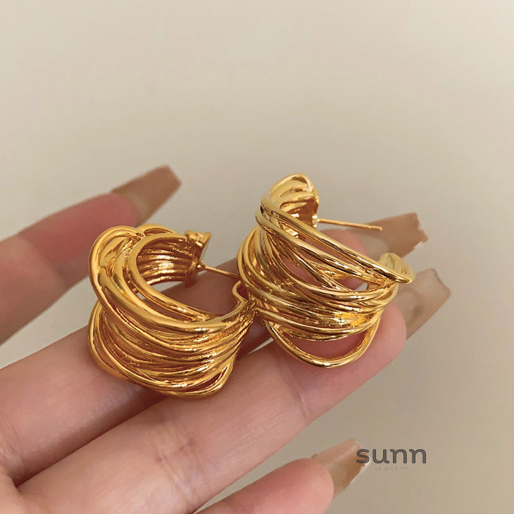 Haylen Sculptural Metal Drop Earrings [3OMYZJ5J]
