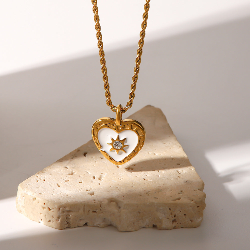 Haylie Zircon Heart Pendant [HBWVC5VV]