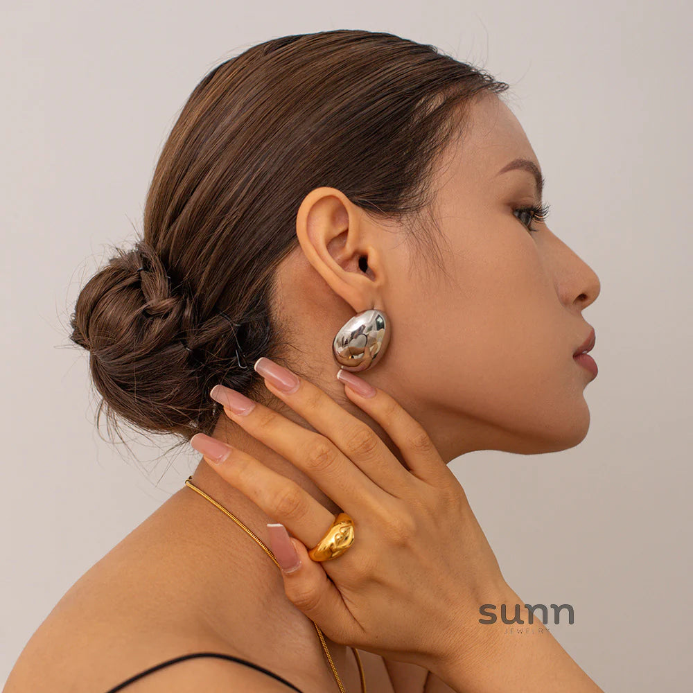 Hayzlee Gold Dome Studs