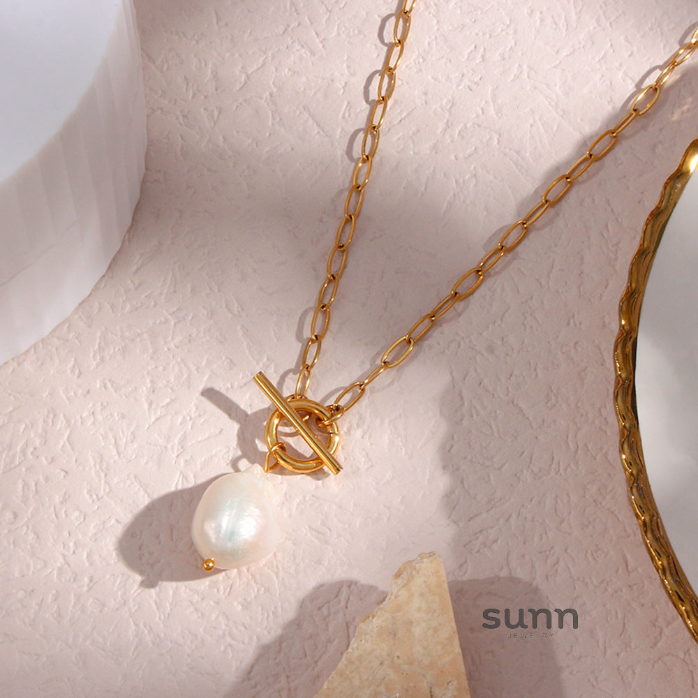 Hazel Baroque Pearl Paperclip Necklace [5ZPJAY4V]