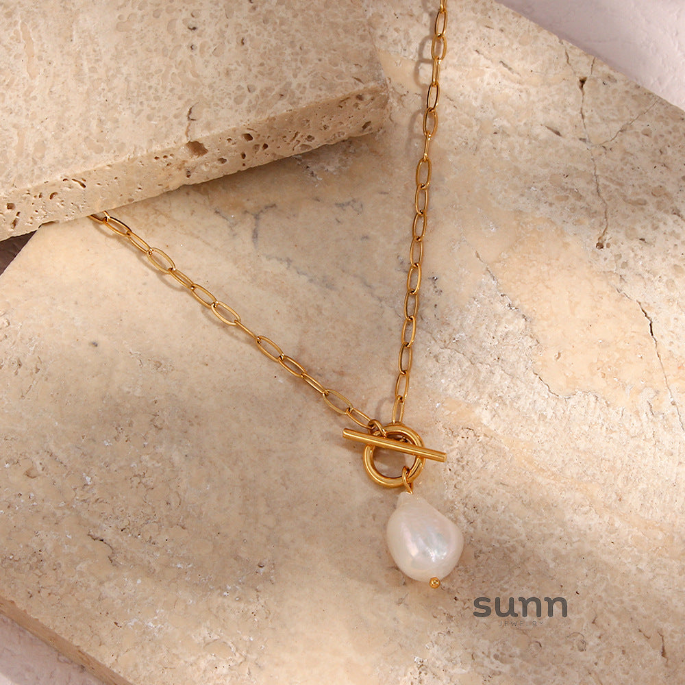 Hazel Baroque Pearl Paperclip Necklace [AF3NUWKV]