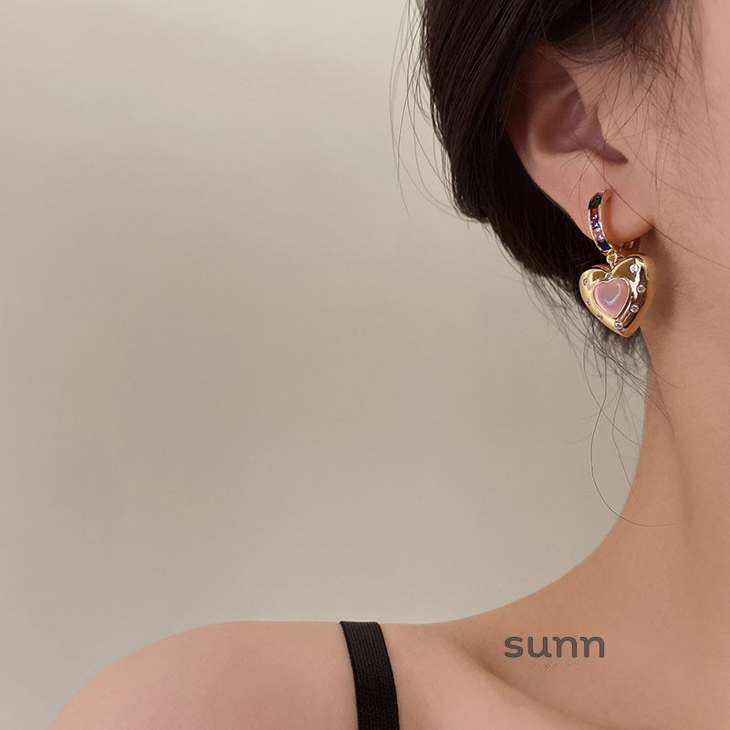Hazelgrace Asymmetrical Star Heart Earrings [JG1CPD0A]