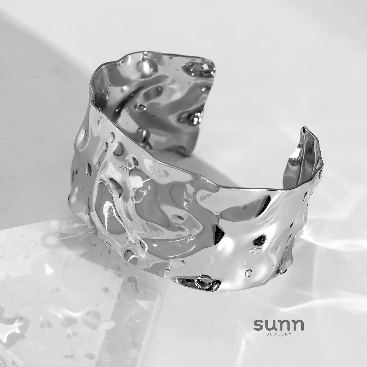 Hazyl Textured Cuff Bracelet