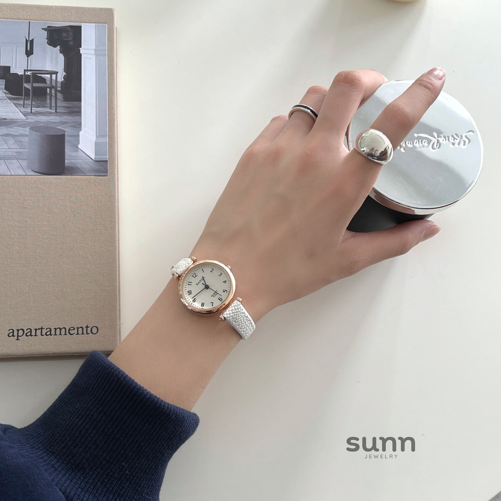 Heidy Petite Round Watch [2SCQ7MWB]